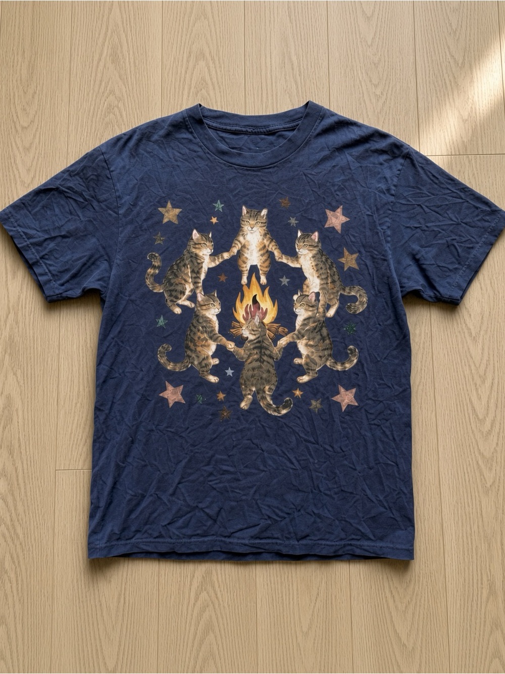 Gildan Navy Short-Sleeve Cat Campfire Graphic Tee